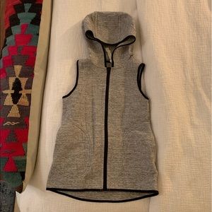 Lululemon Reversible Vest - Size 4